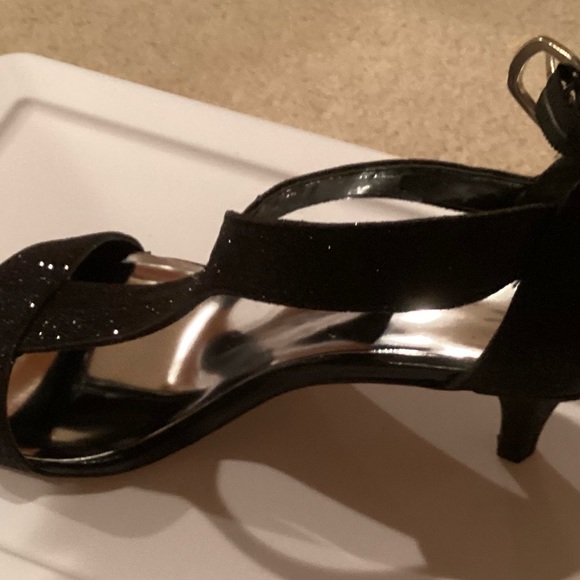 NWOT Easy Street Alive 5 Dance Flex Black Glitter Heels size 8 NARROW - Picture 7 of 7